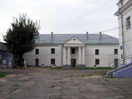 Бердичевский исторический музей. Увеличить...  ( фото 2007г.)