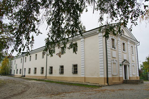 Збільшити...  (фото 2013р.)