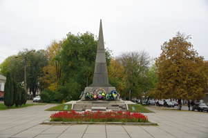 Збільшити...  (фото 2013р.)